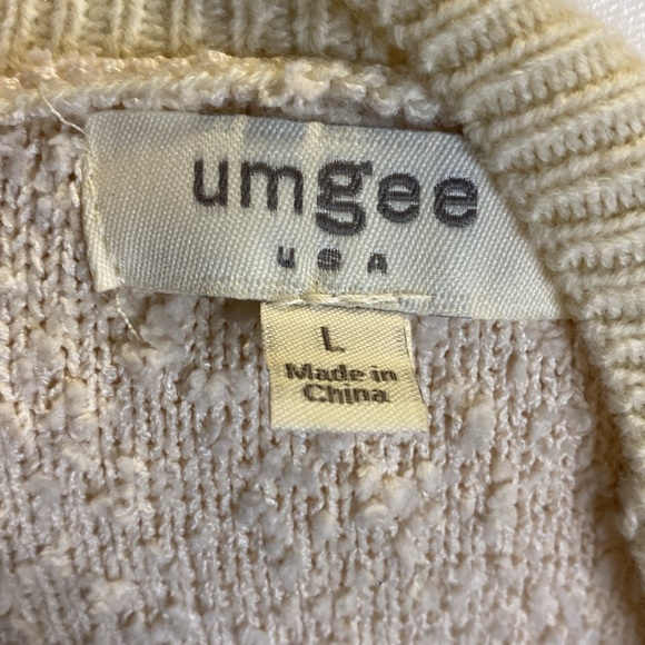Umgee Soft Textured Cream Sweater - Picture 5 of 6